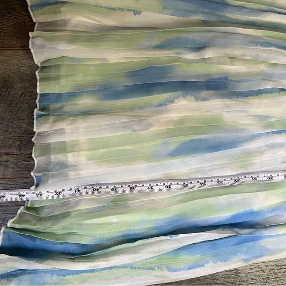 BTFL-Life Tie Dye Pleated Chiffon Dress Blue Green White NWT Size Large - Picture 11 of 13